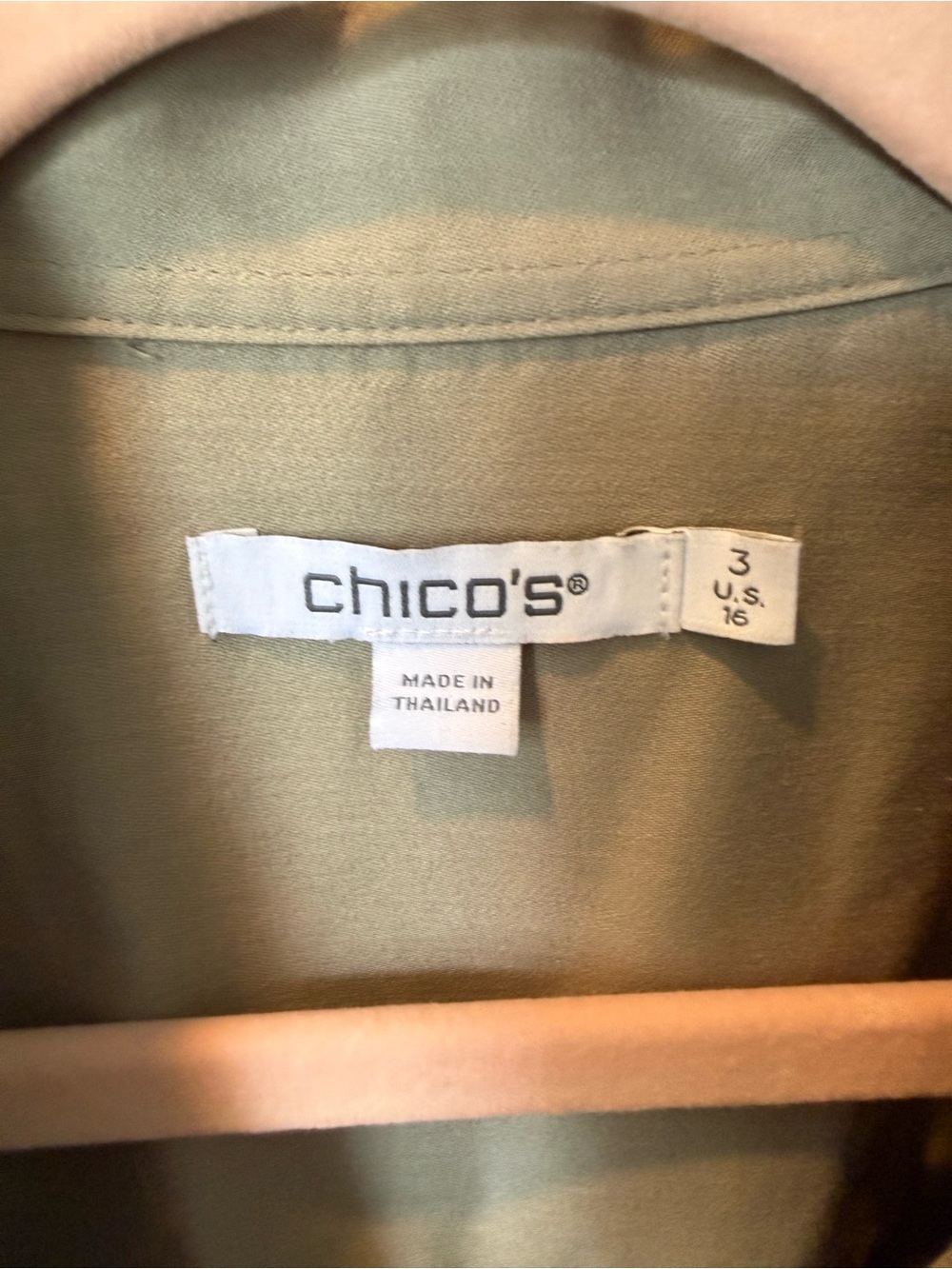 # Chico's XL No-Iron Stretch Button-Down 3/4 Sleeve Shirt - Picture 2 of 7